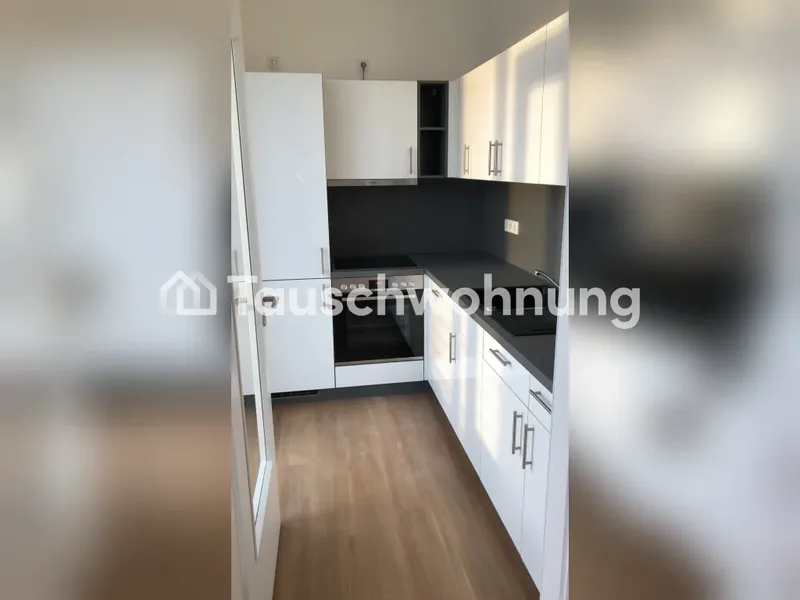 Tauschwohnung: Biete 3ZKBT in Tempelhof - EBK, Groß Terrace, 2 Keller — photo 1